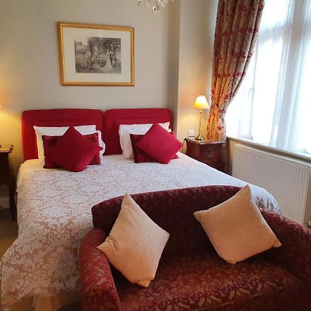 Ditton Lodge Кингстон на Темзе Экстерьер фото